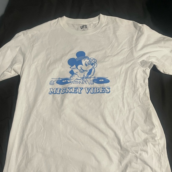 Disney Mickey vibes - Picture 3 of 3